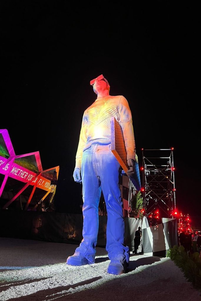 Louis Vuitton SS22 Miami Presentation Virgil Abloh Statue Unveil